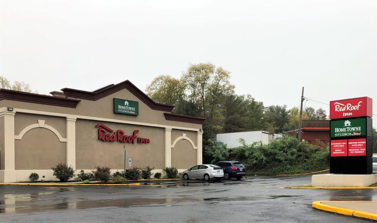 Hometowne Studios By Red Roof Bordentown - Mcguire Afb Eksteriør billede